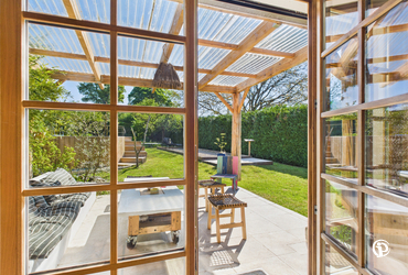 Maison - 330m² Peron - 01630